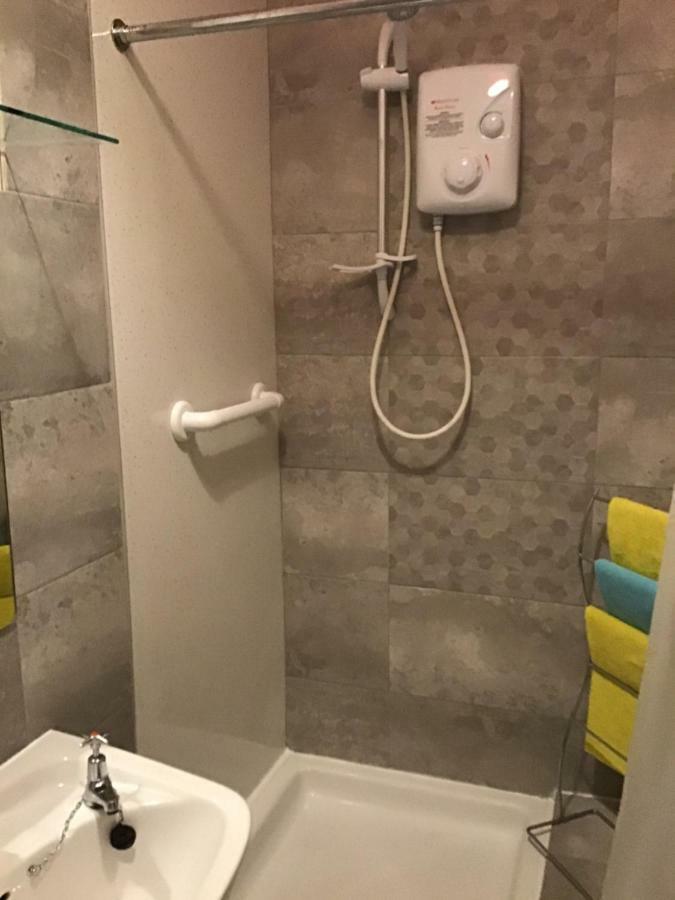 The Keep Guesthouse Carrickfergus Esterno foto